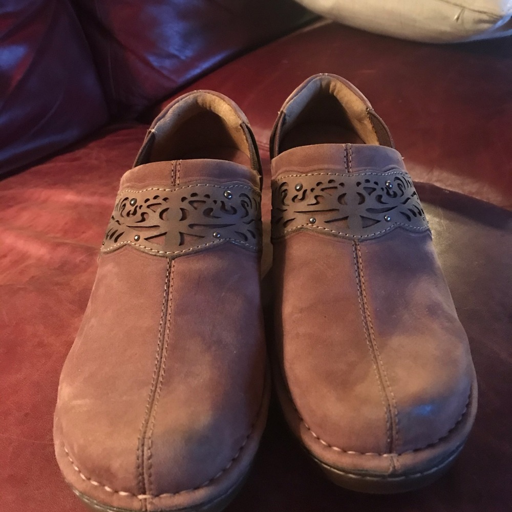 Ariat Shoes
